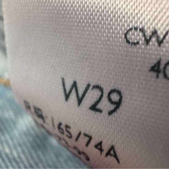 Levi’s 501 Light Blue Distressed Denim Shorts cut off boho western festival 29 - Picture 7 of 9